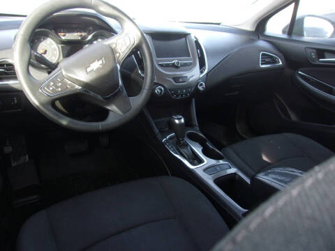 2017 Chevrolet Cruze LT Auto