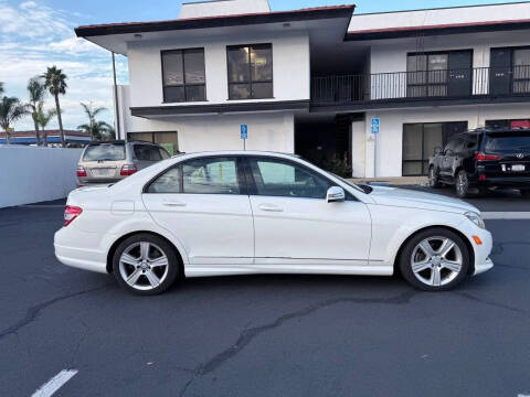 2011 Mercedes-Benz C-Class C 300 Luxury