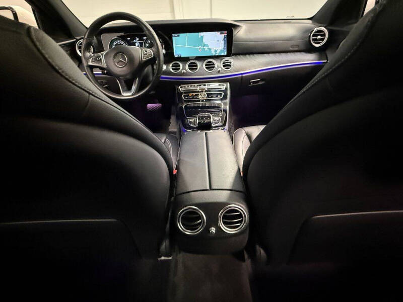 2017 Mercedes-Benz E-Class E 300 4MATIC