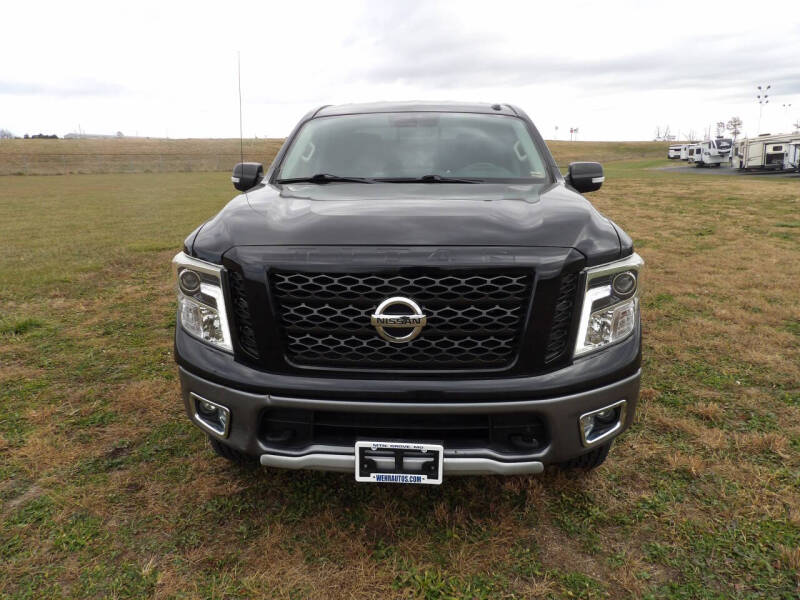 2017 Nissan Titan
