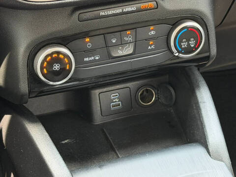 2022 Ford Escape S