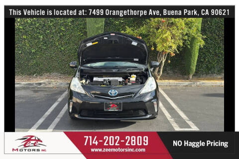 2013 Toyota Prius v Three