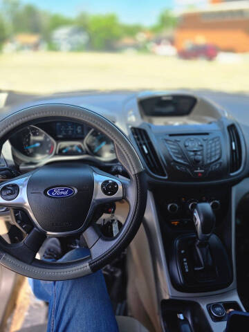2015 Ford Escape SE