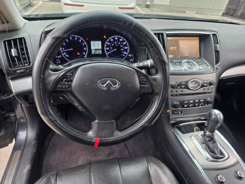 2011 Infiniti G25 Sedan Journey