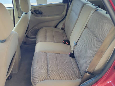 2005 Ford Escape XLT