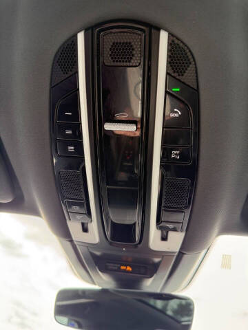2020 Porsche Cayenne Coupe