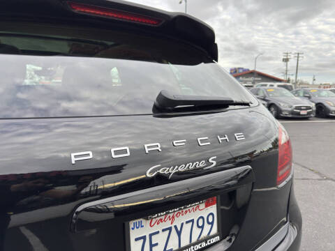 2014 Porsche Cayenne S