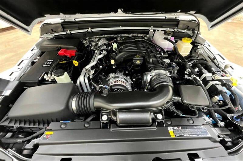 2025 Jeep Gladiator High Tide