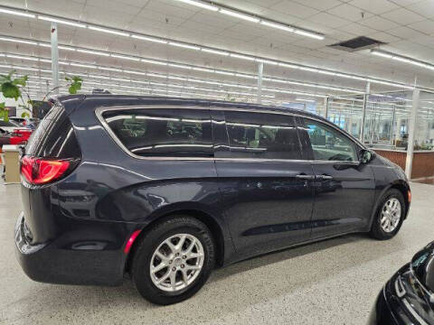 2020 Chrysler Pacifica Touring