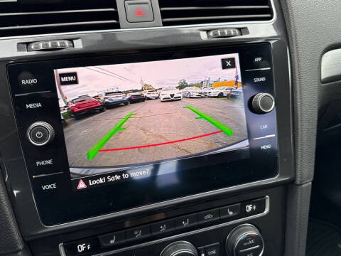 2019 Volkswagen e-Golf SE