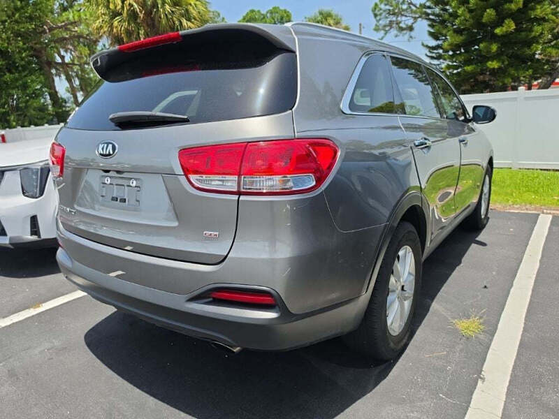 2018 Kia Sorento LX