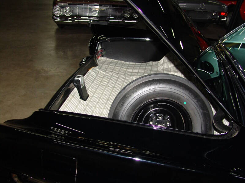 1957 Ford Thunderbird