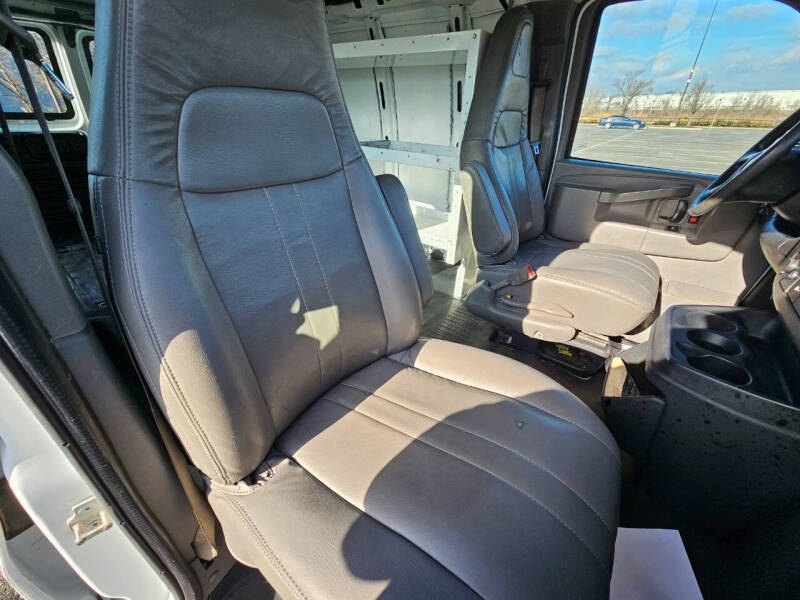 2016 Chevrolet Express 2500