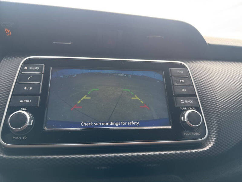 2024 Nissan Kicks S