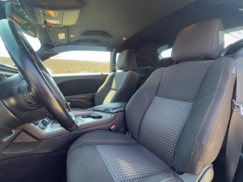 2020 Dodge Challenger SXT