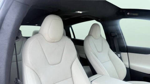 2023 Tesla Model X Standard Range