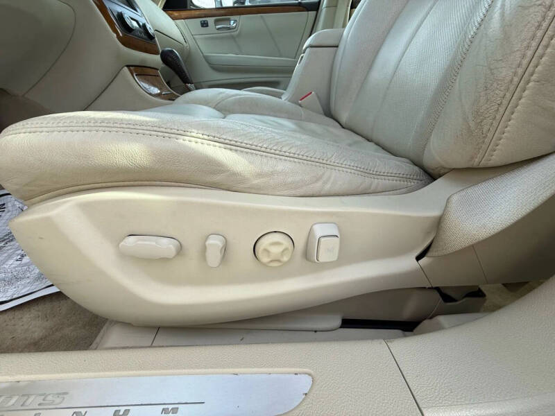 2010 Cadillac DTS Platinum Collection