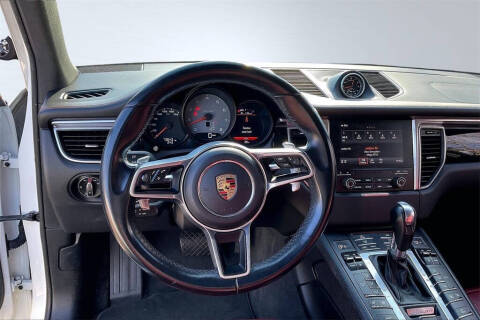 2018 Porsche Macan S