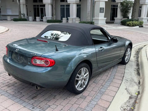 2013 Mazda MX-5 Miata Sport