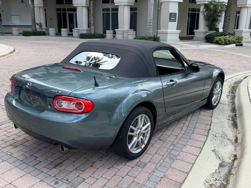 2013 Mazda MX-5 Miata Sport