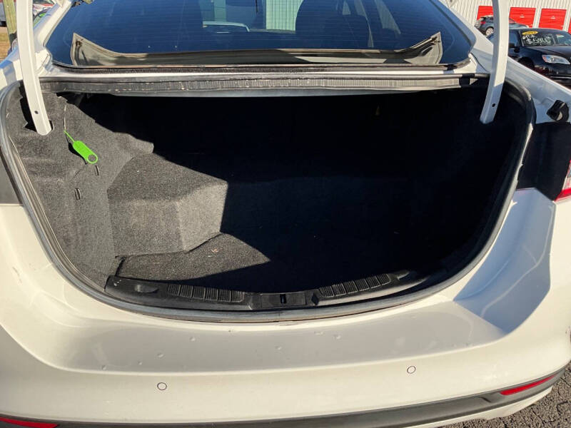 2017 Ford Fusion Hybrid SE