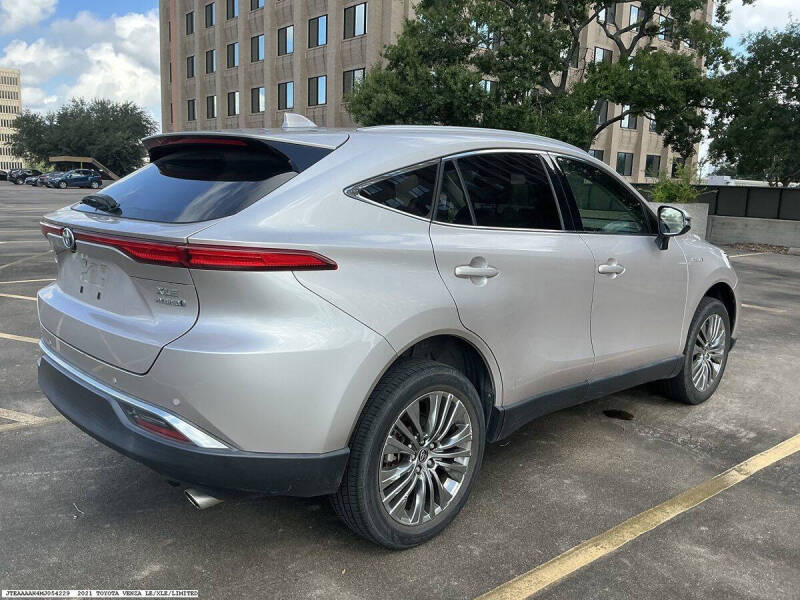 2021 Toyota Venza XLE