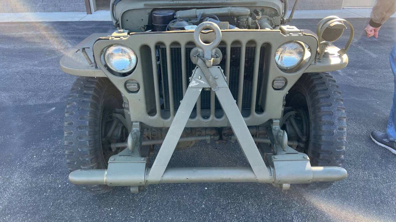1942 Willys MB Jeep 30
