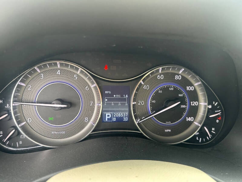2012 Infiniti QX56