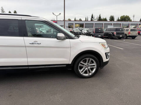 2017 Ford Explorer Limited