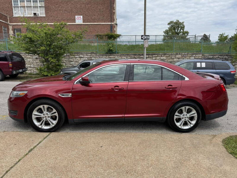 2014 Ford Taurus SEL
