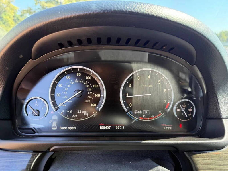 2013 BMW 5 Series 528i