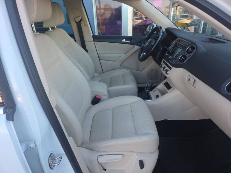 2014 Volkswagen Tiguan S 4Motion