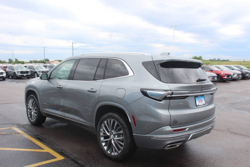 2026 Buick Enclave Avenir
