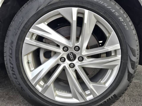 2022 Audi Q7 quattro Premium Plus 55 TFSI