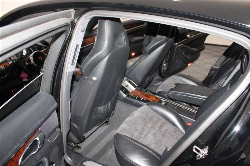 2013 Porsche Panamera GTS