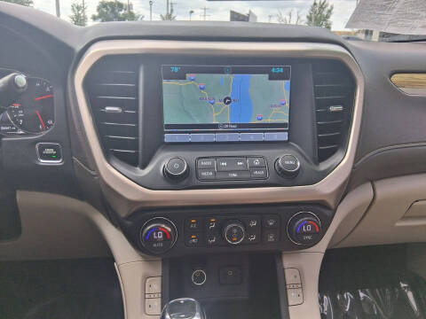 2017 GMC Acadia Denali