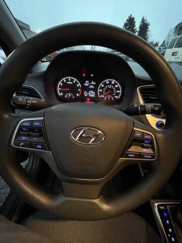 2018 Hyundai Accent SE