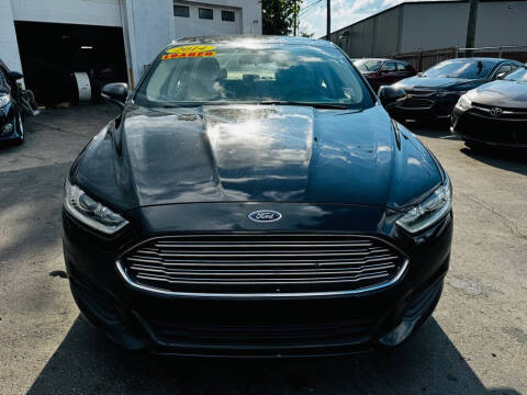 2014 Ford Fusion SE