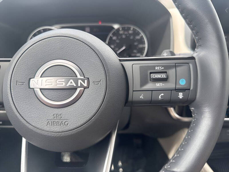 2023 Nissan Rogue SL