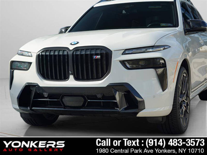 2024 BMW X7 M60i