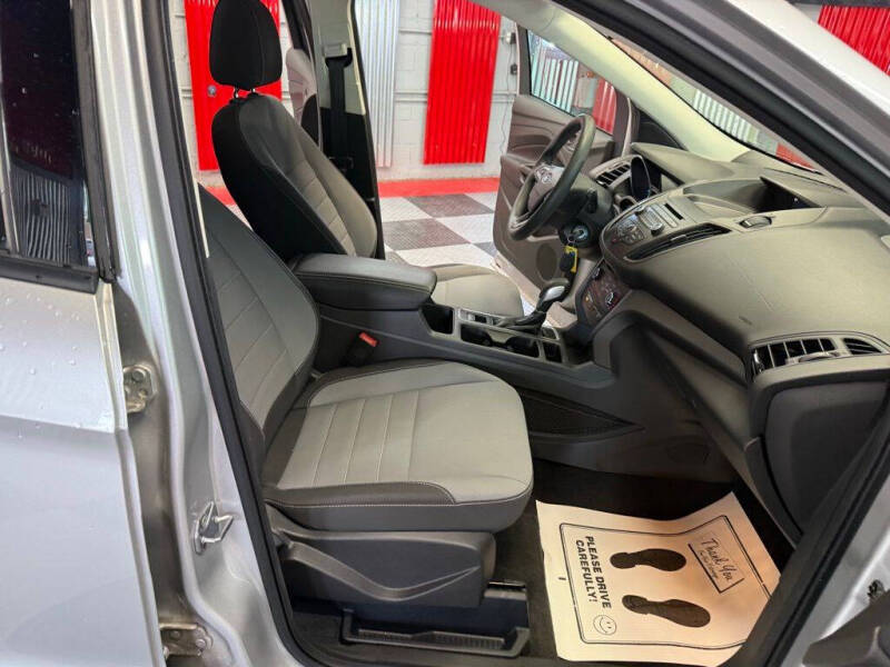 2017 Ford Escape S