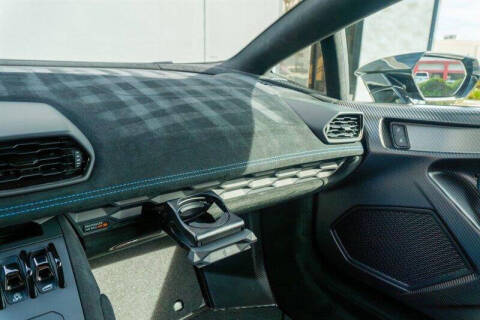 2022 Lamborghini Huracan STO