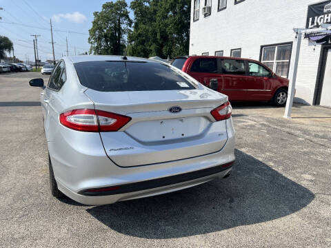 2014 Ford Fusion SE