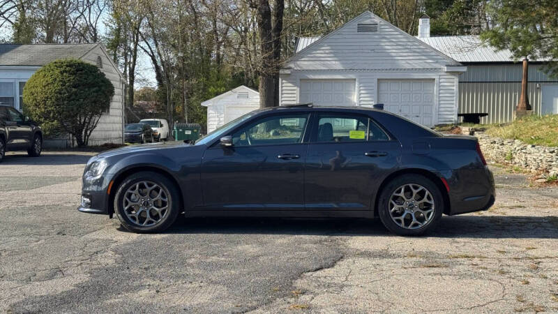 2016 Chrysler 300