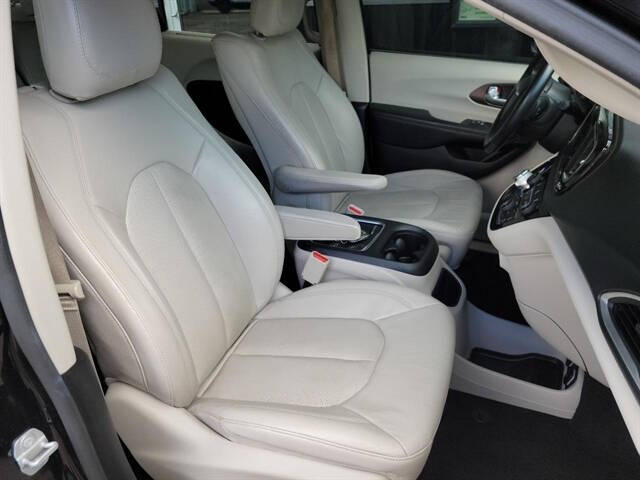 2018 Chrysler Pacifica Touring L Plus