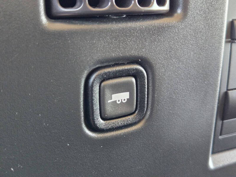 2023 Chevrolet Express 2500