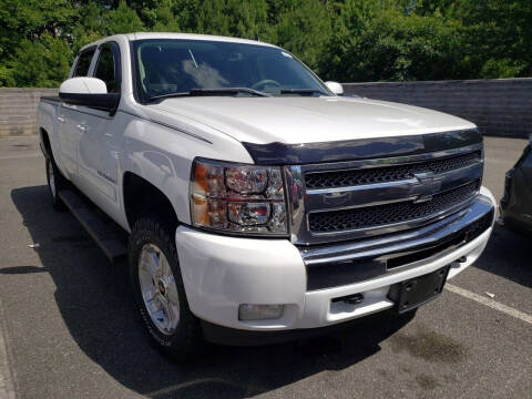2008 Chevrolet Silverado 1500 for sale at CARZLOT in Portsmouth VA