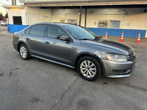 2014 Volkswagen Passat 1.8T Wolfsburg Edition PZEV