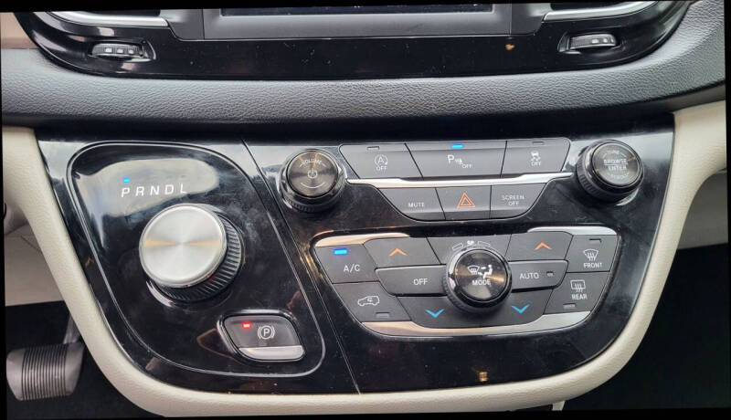 2018 Chrysler Pacifica Touring L