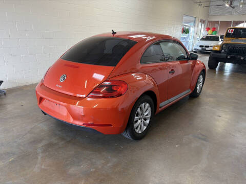 2016 Volkswagen Beetle 1.8T S PZEV
